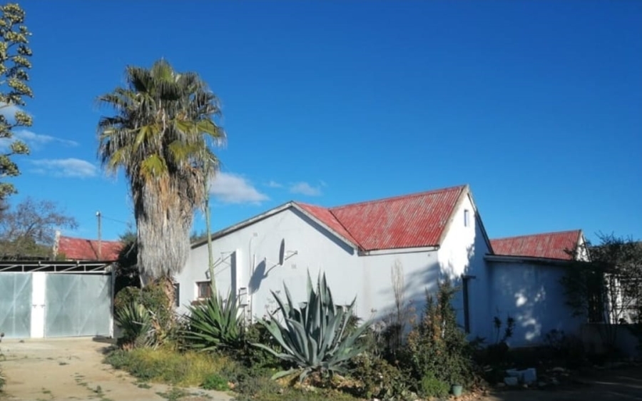 4 Bedroom Property for Sale in Uniondale Western Cape